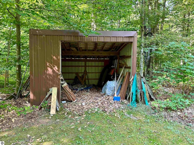 view of outbuilding