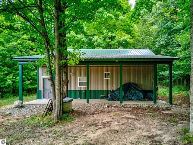 view of outdoor structure