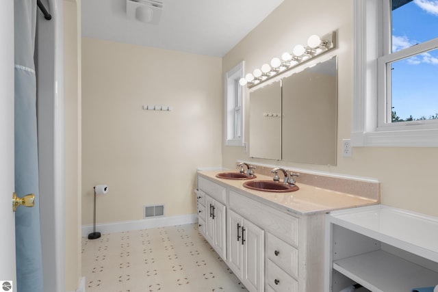 bathroom with vanity