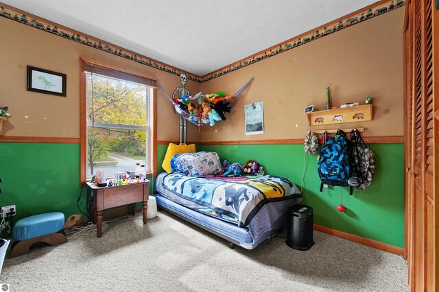 bedroom with carpet flooring