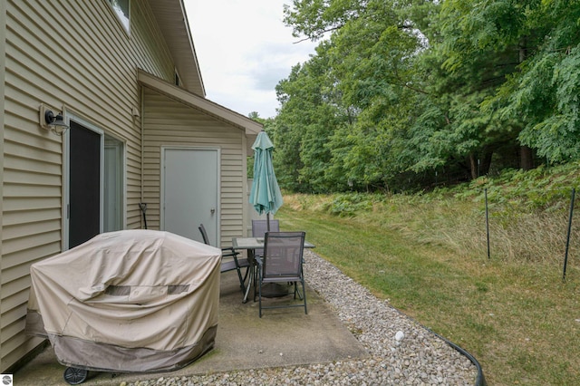 view of patio / terrace with a grill