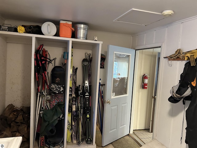 5417 Golfview Rd, Bellaire, MI 49615 - interior space