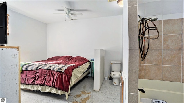 bedroom with ceiling fan