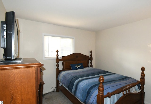 bedroom with carpet flooring