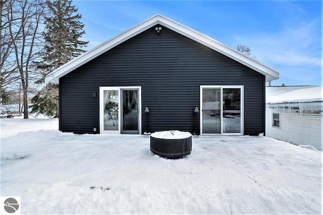 1219 Elm St, Frankfort, MI 49635 - view of snow covered property