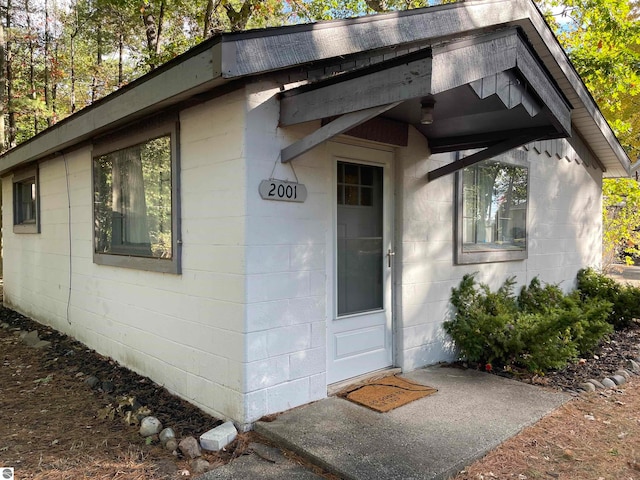 view of entrance to property