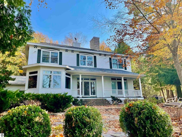 view of front of property featuring a porch