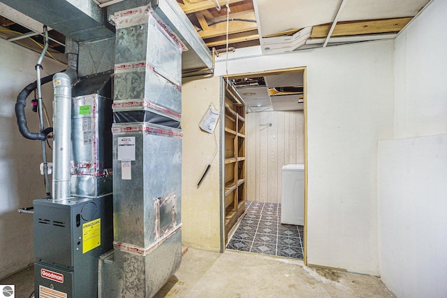 basement featuring washer / clothes dryer