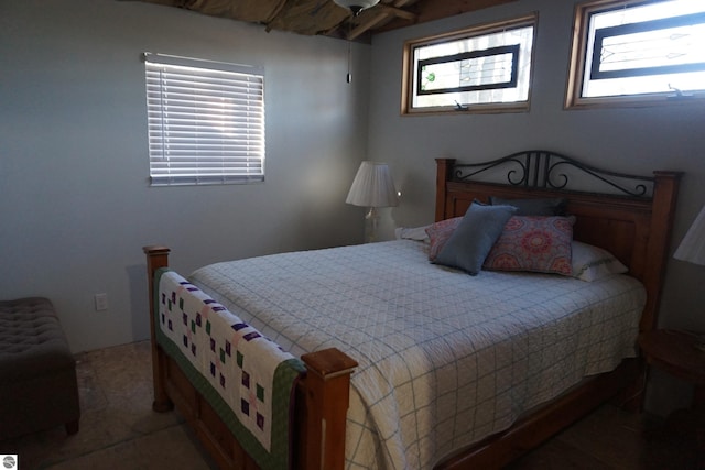 bedroom with carpet flooring