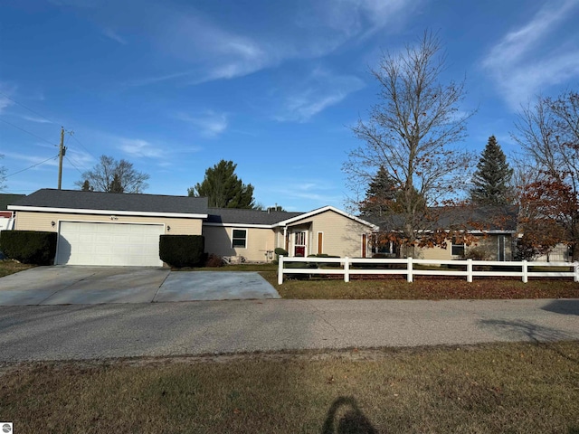 view of front facade featuring a garage