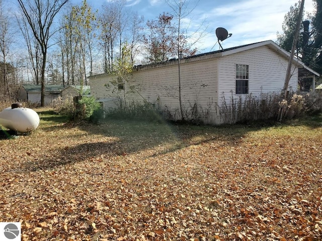 view of home's exterior