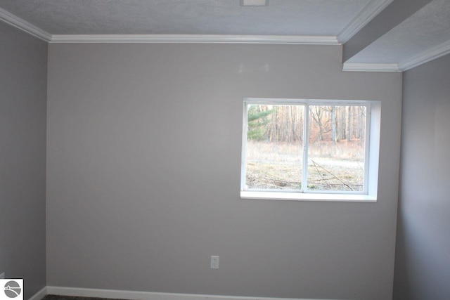 empty room with crown molding