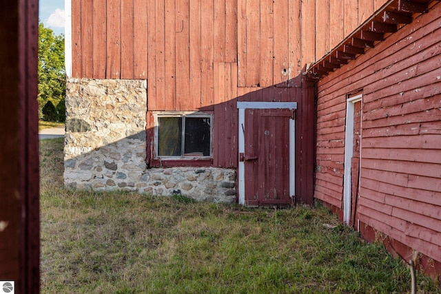 view of property exterior