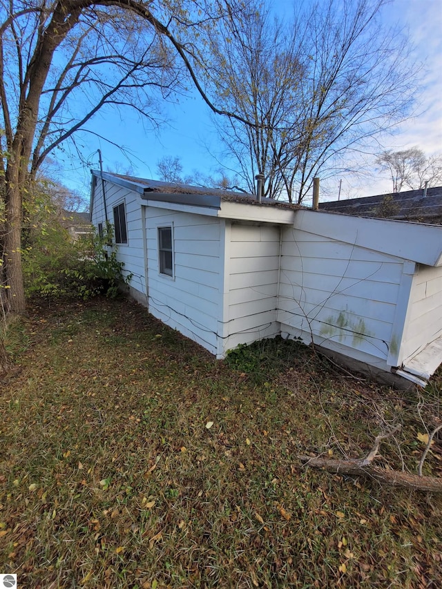 view of property exterior