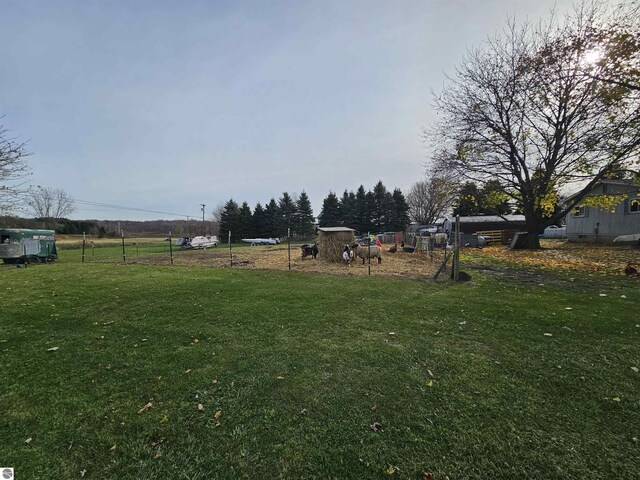 9100 E Miller Rd, Durand, MI 48429 - view of yard
