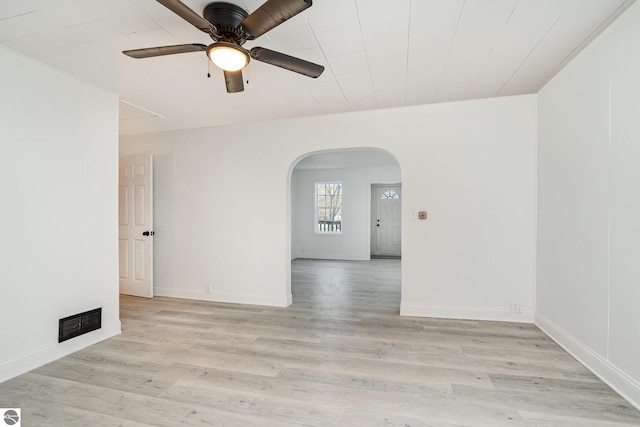 726 Pennsylvania Ave, Alma, MI 48801 - empty room with light wood-type flooring and ceiling fan