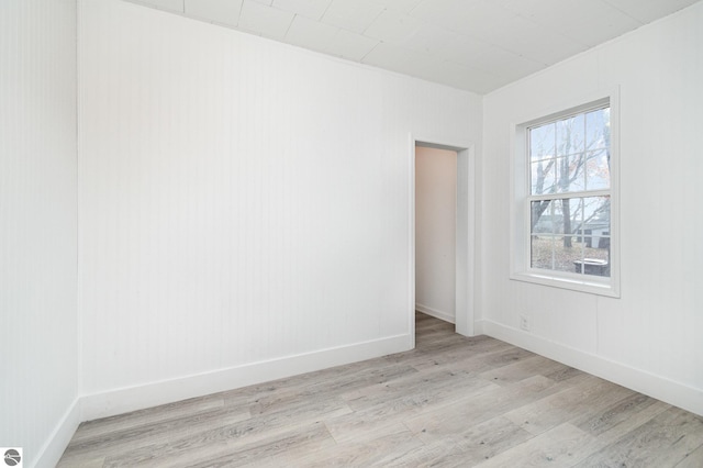 726 Pennsylvania Ave, Alma, MI 48801 - unfurnished room featuring light wood-type flooring