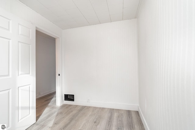 726 Pennsylvania Ave, Alma, MI 48801 - empty room featuring light hardwood / wood-style flooring