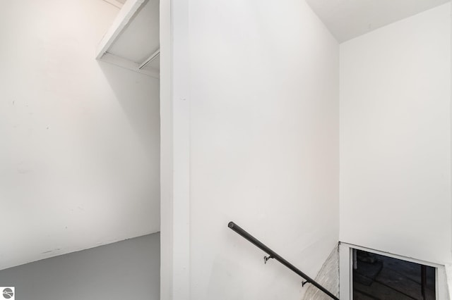 726 Pennsylvania Ave, Alma, MI 48801 - view of walk in closet