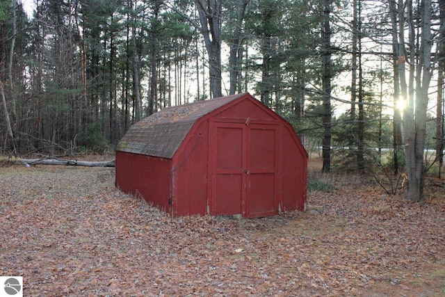 view of outbuilding