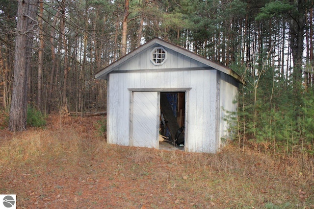 view of outdoor structure