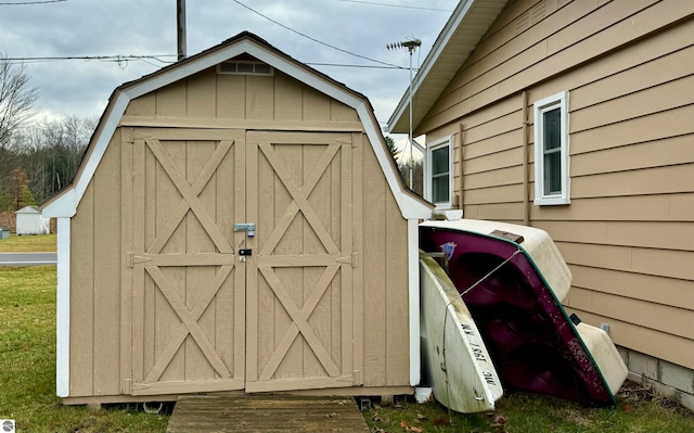 view of outdoor structure