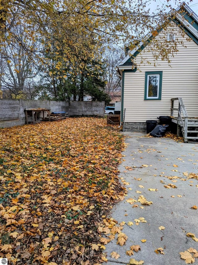 view of home's exterior