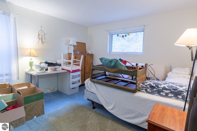 bedroom with carpet flooring