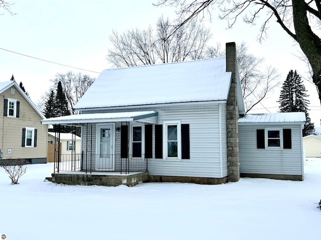 view of front of house