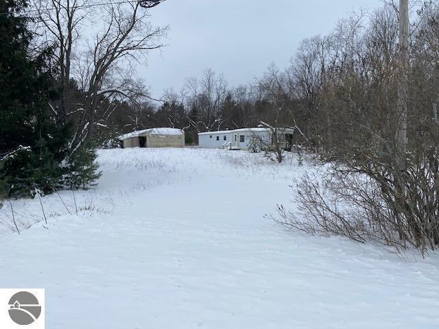 5766 Wallaker Rd, Benzonia, MI 49616