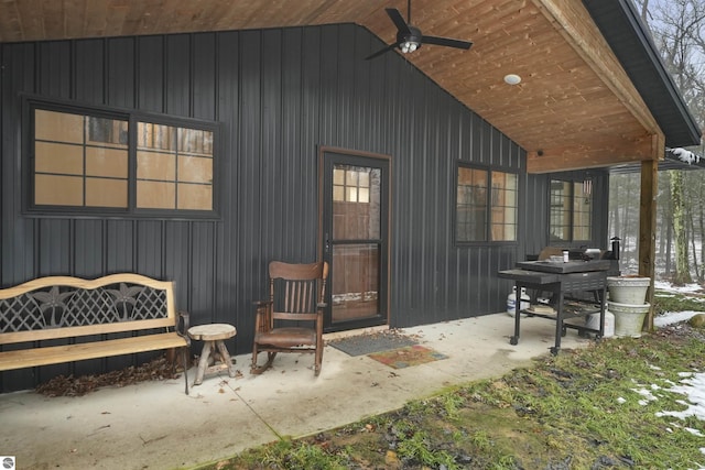 view of patio featuring ceiling fan