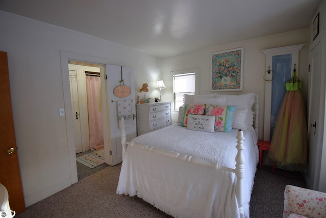 view of carpeted bedroom