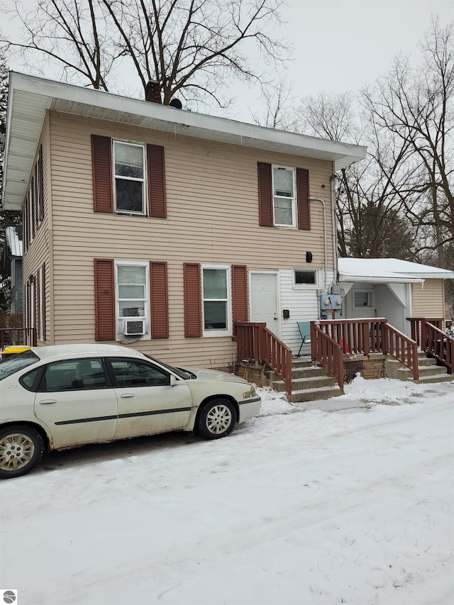 view of front of house