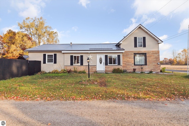 front of property with a front lawn