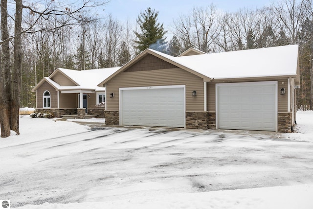 view of front of property featuring a garage