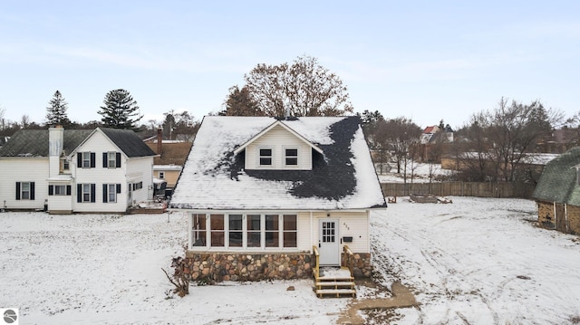 view of front of property