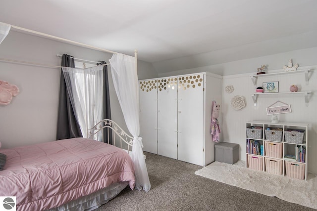 bedroom with carpet floors