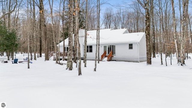 view of front of property