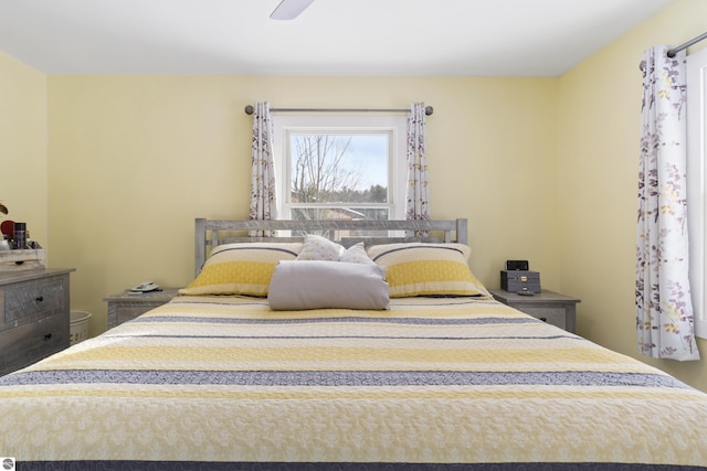 bedroom with ceiling fan