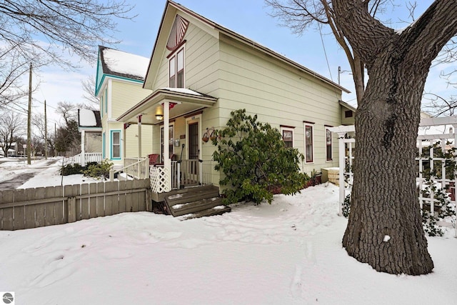 view of front of home