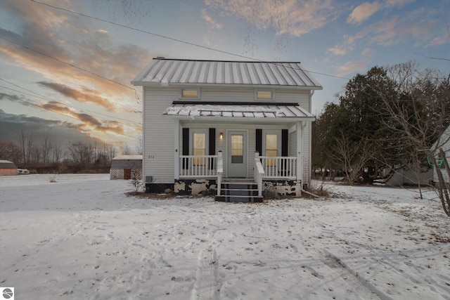 view of front facade with covered porch