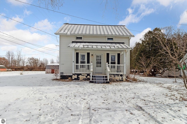 bungalow featuring a porch