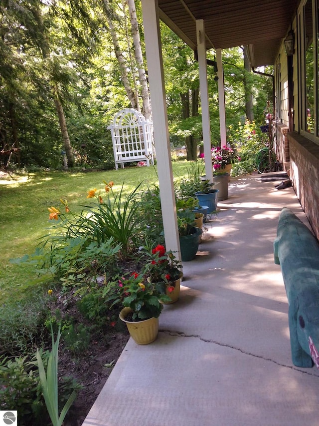 view of patio / terrace featuring covered porch