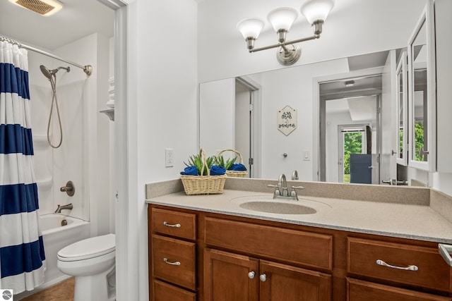 full bathroom featuring vanity, toilet, and shower / bath combo