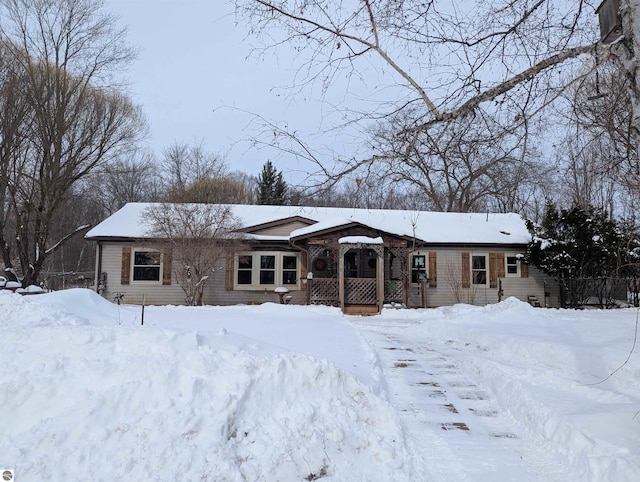 view of front of house