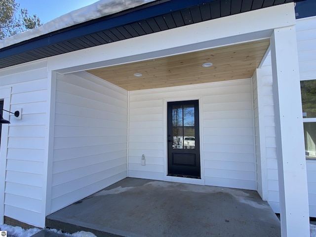 view of entrance to property