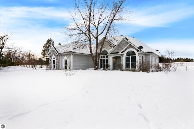 view of front of home