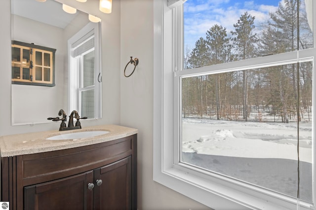 bathroom with vanity