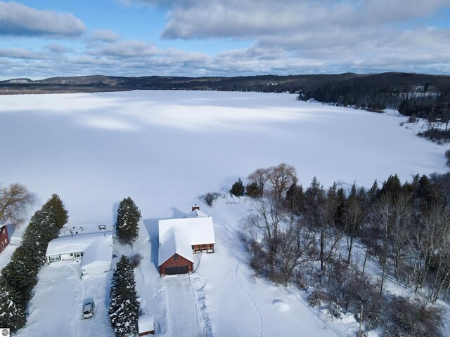5493 Indian Trl, Frankfort, MI 49635
