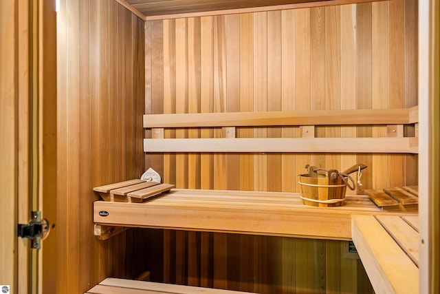 view of sauna / steam room